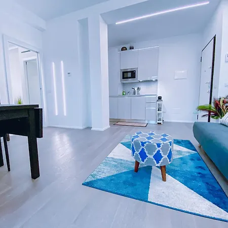 Am65 - 16 Min Duomo Terrazzo Parcheggio Mediolan